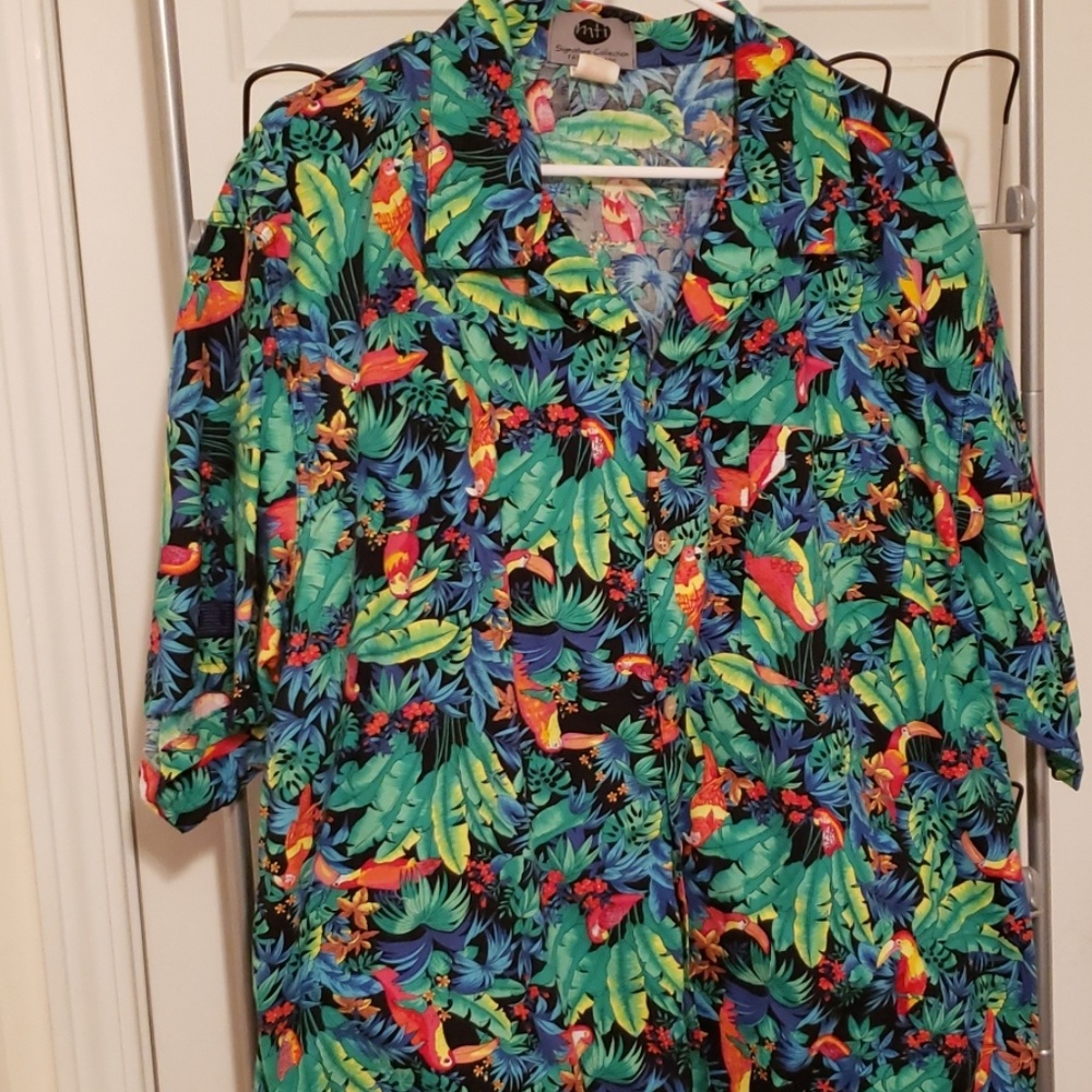 Rainforest parrot Hawaii shirt